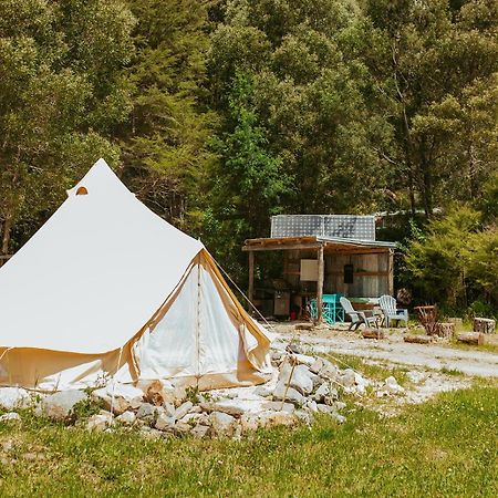 Golden Bay Glamping Hotel Takaka Exterior foto
